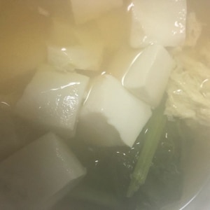 ほうれん草と豆腐の中華風スープ（菠菜豆腐湯）